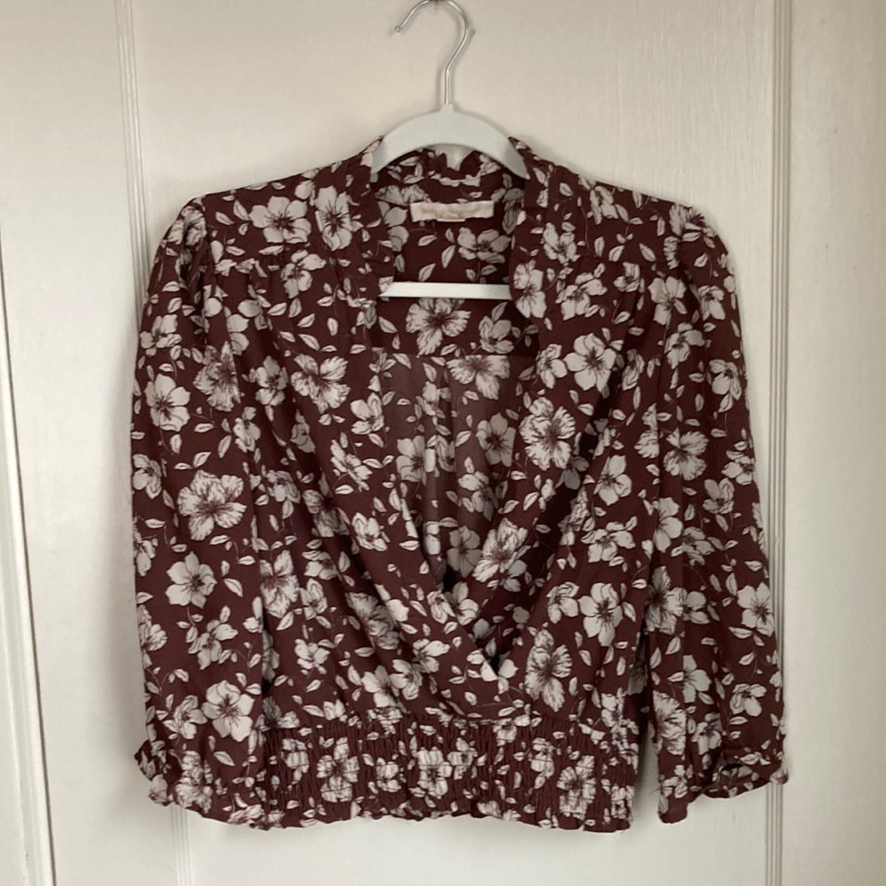 Monteau Los Angeles Brown/Ivory Top. Size L